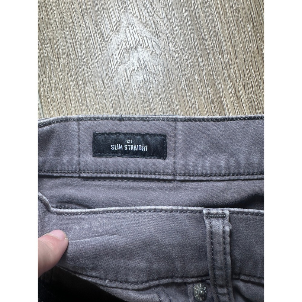Jeans - Picture 10 of 13